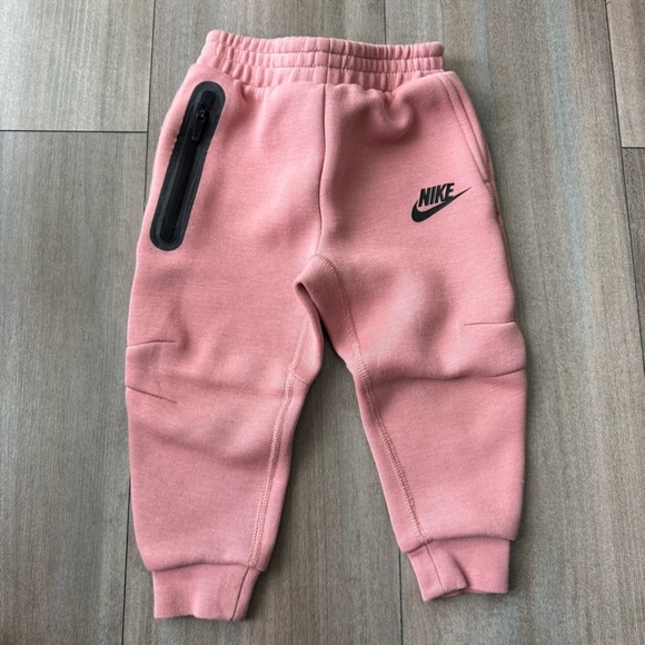 Nike tech jogger sweatpants infant baby pink size 18 months - Picture 1 of 4